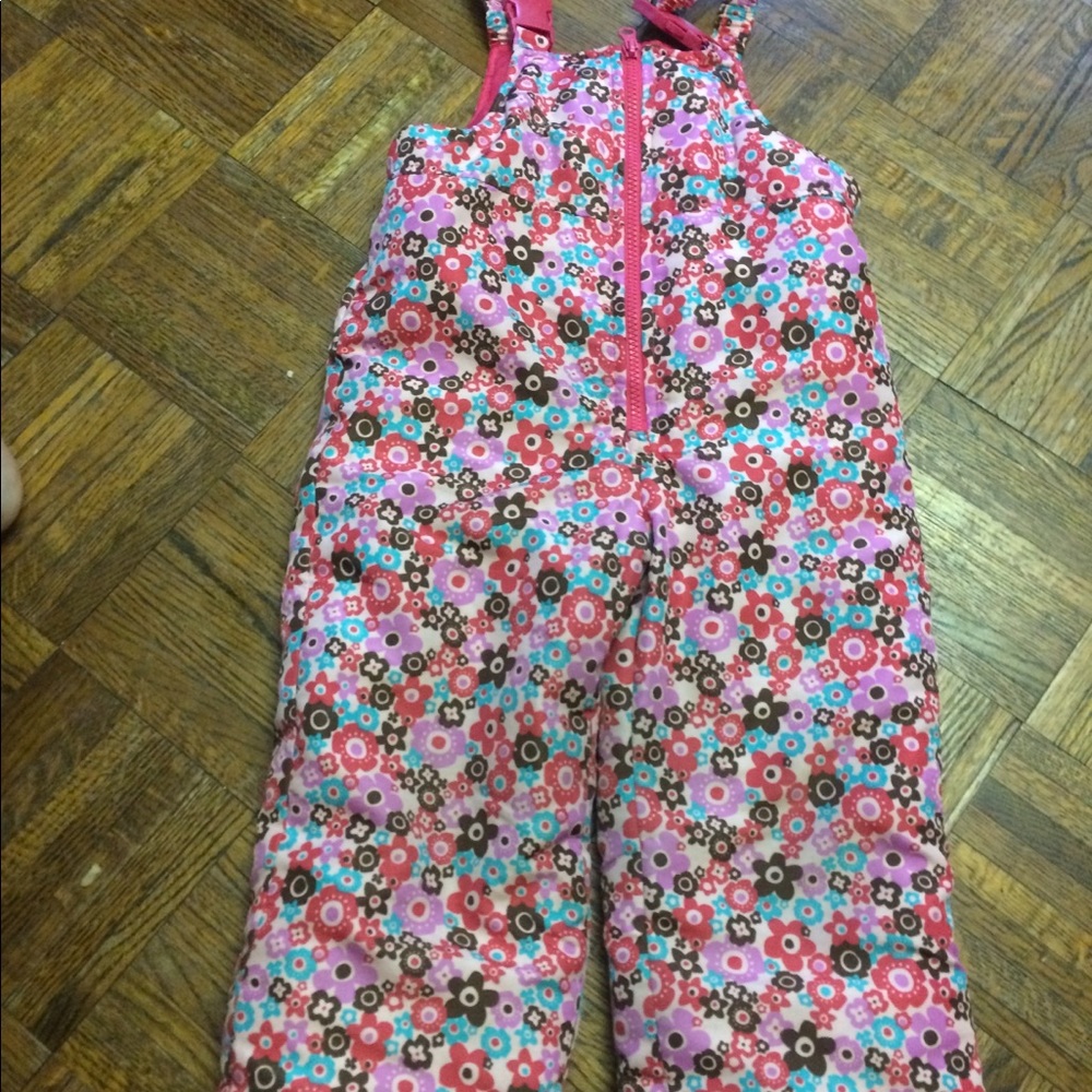 Floral girls 3T winter bibs ❄️🌸💗